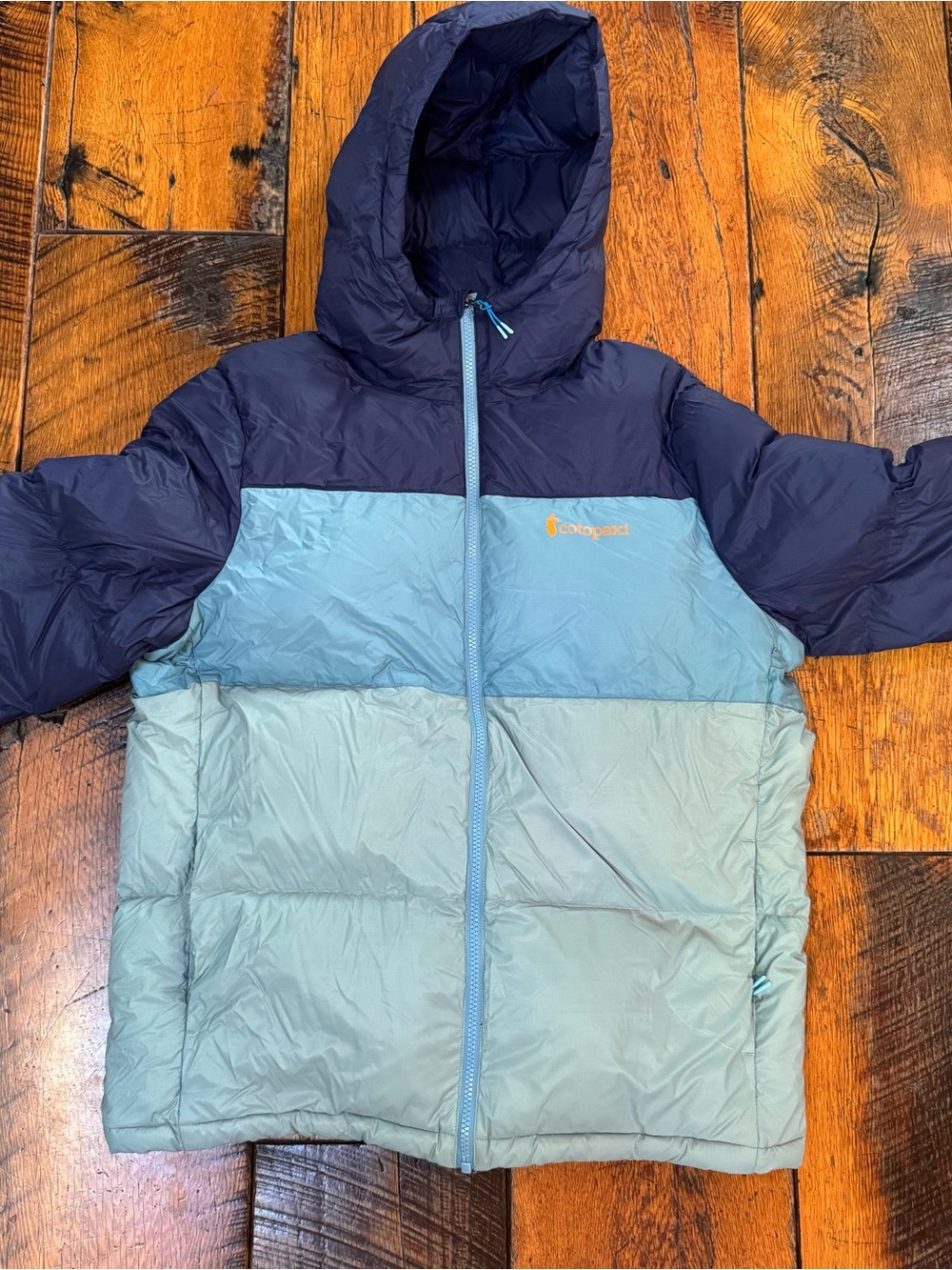 Cotopaxi Solazo Hooded Down Jacket